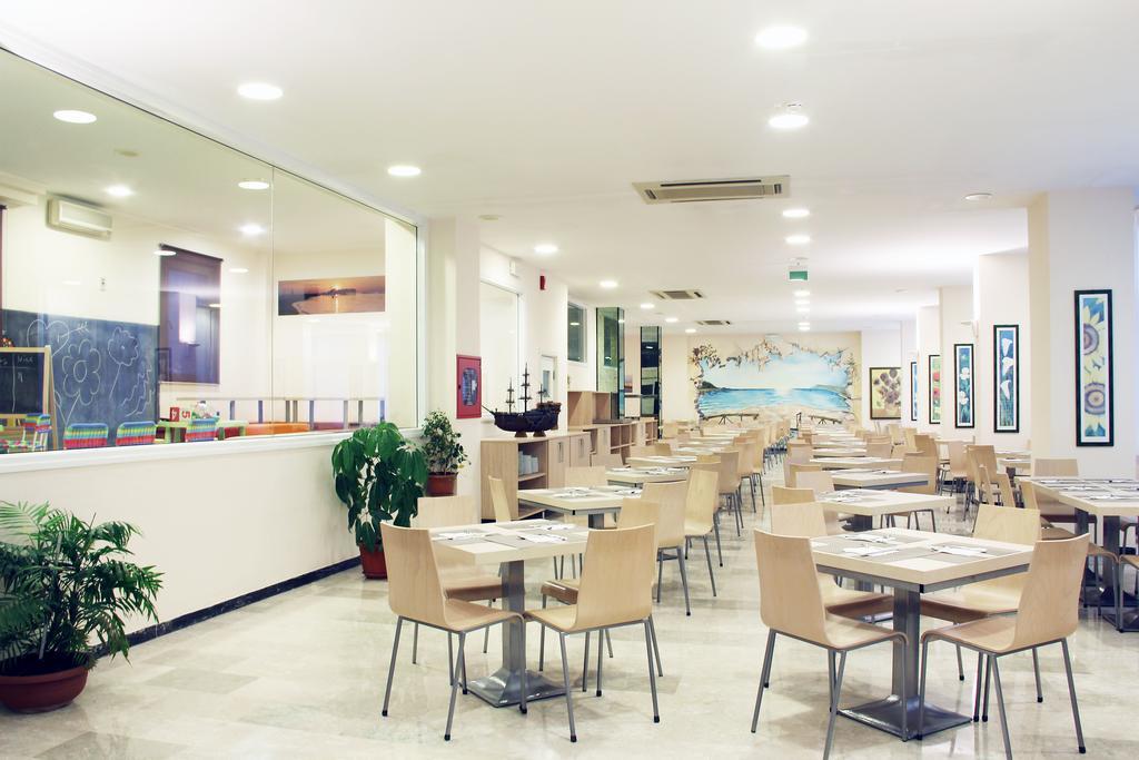 Hotel Major Cattolica Bagian luar foto