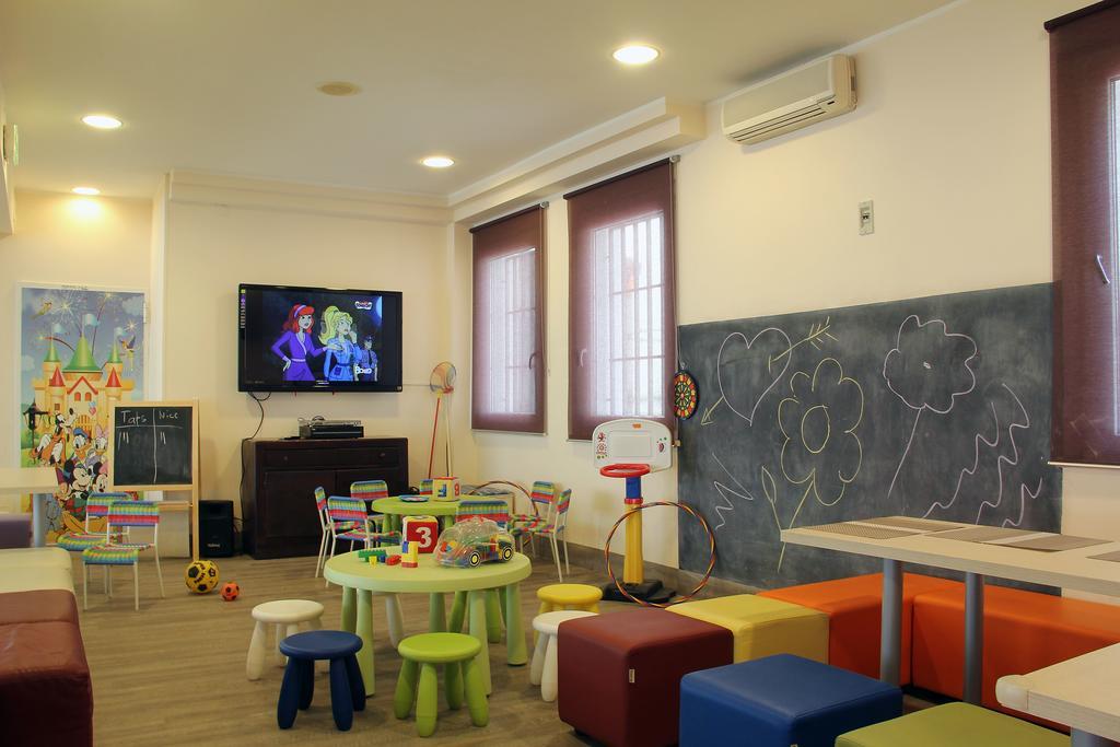 Hotel Major Cattolica Bagian luar foto